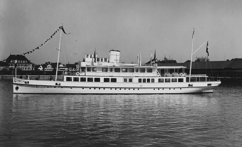 MS Zï¿½rich um 1933 im Hafen von Romanshorn  Bild: Archiv A. Heer